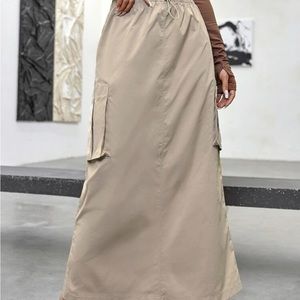 Maxi cargo skirt